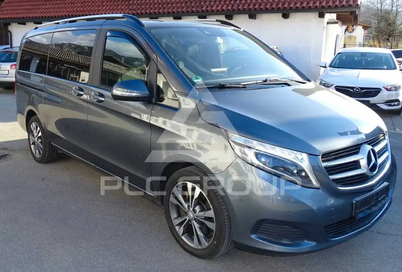 2015 Mercedes Benz V 220