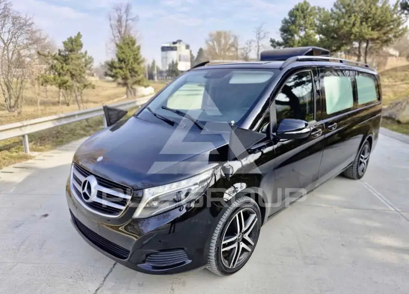 2015 Mercedes Benz V 220