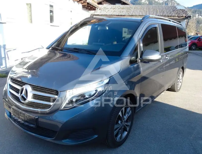 2015 Mercedes Benz V 220