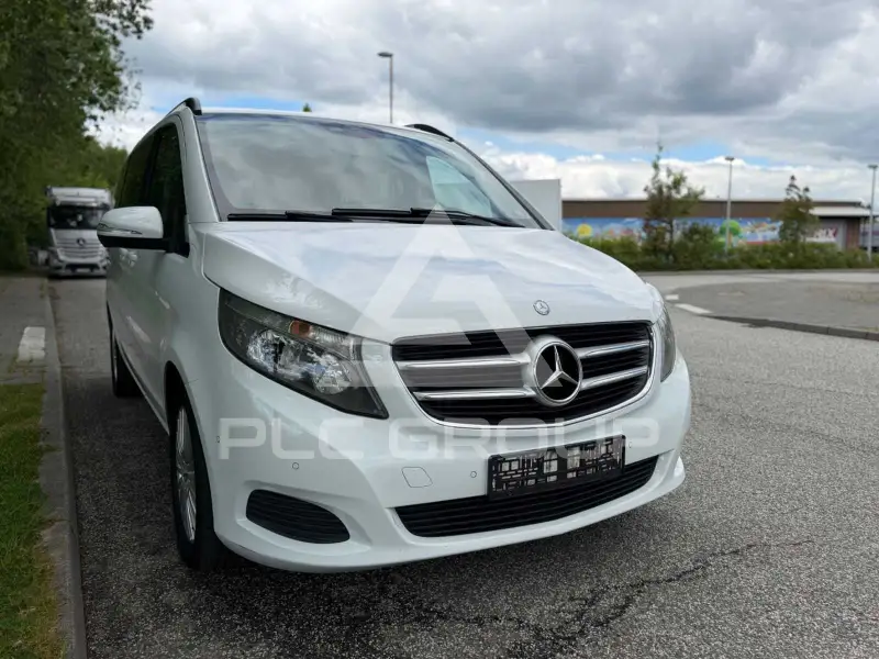 2015 Mercedes Benz V 220