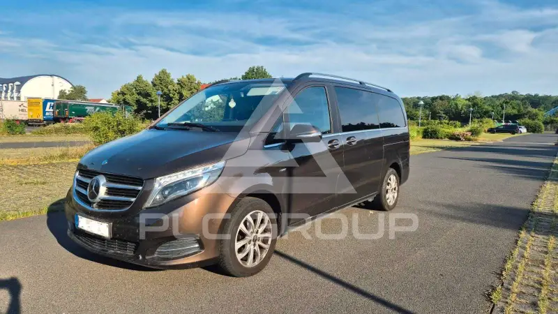 2015 Mercedes Benz V 220