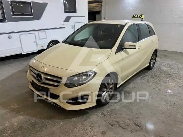 2015 Mercedes Benz B 180