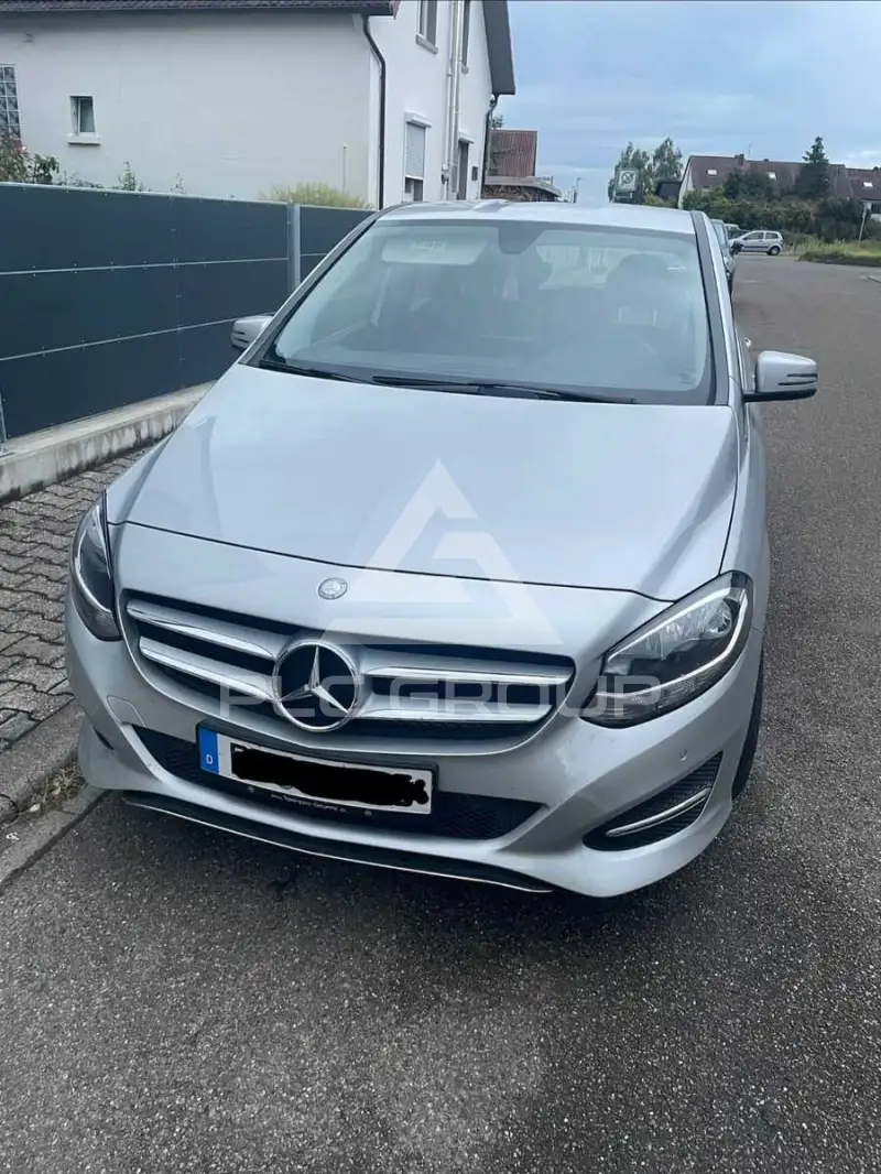 2015 Mercedes Benz B 180
