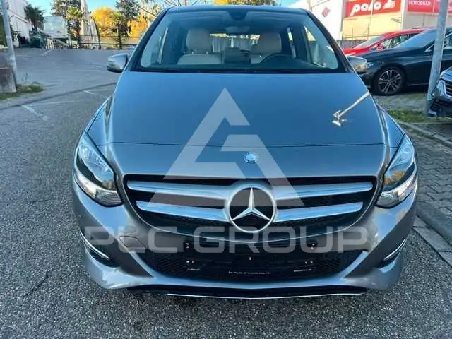 2015 Mercedes Benz B 180