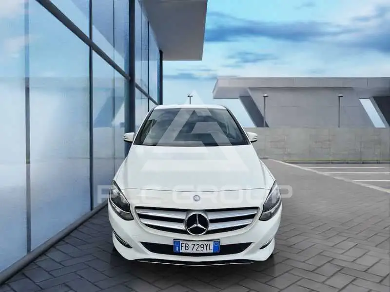 2015 Mercedes Benz B 180