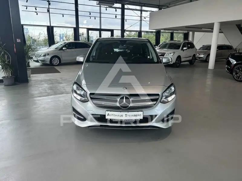 2015 Mercedes Benz B 180