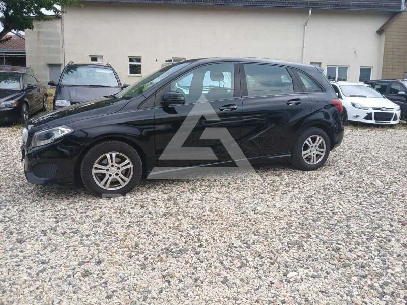 2015 Mercedes Benz B 180