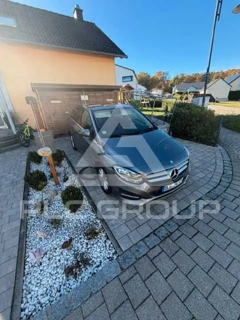 2015 Mercedes Benz B 180