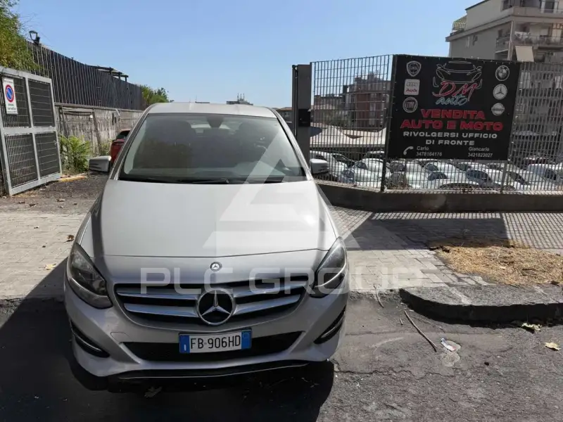 2015 Mercedes Benz B 180