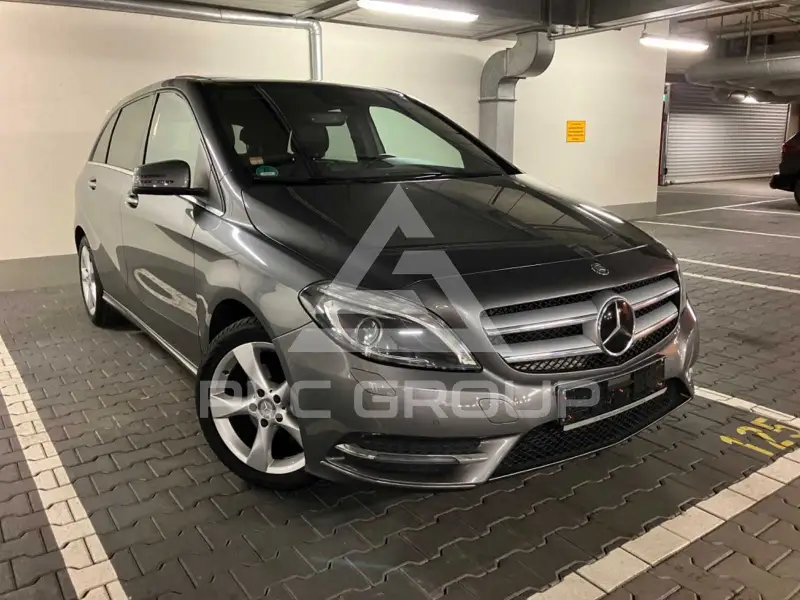 2015 Mercedes Benz B 180