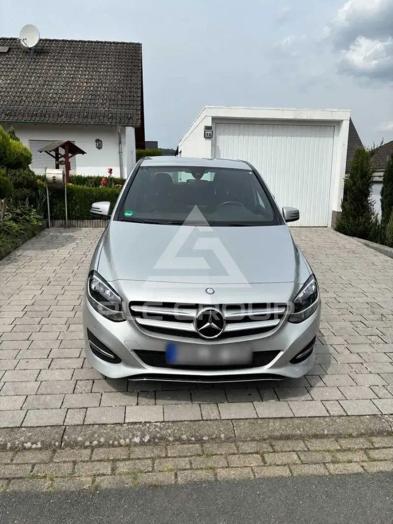 2015 Mercedes Benz B 180