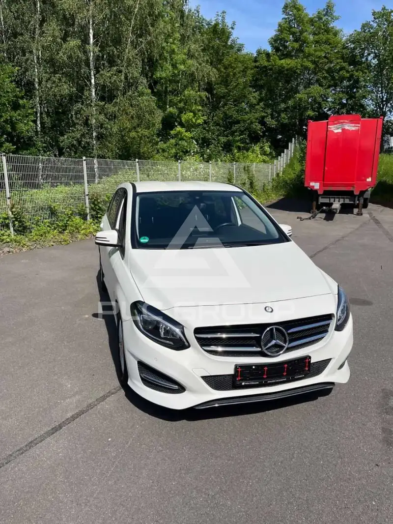 2015 Mercedes Benz B 180