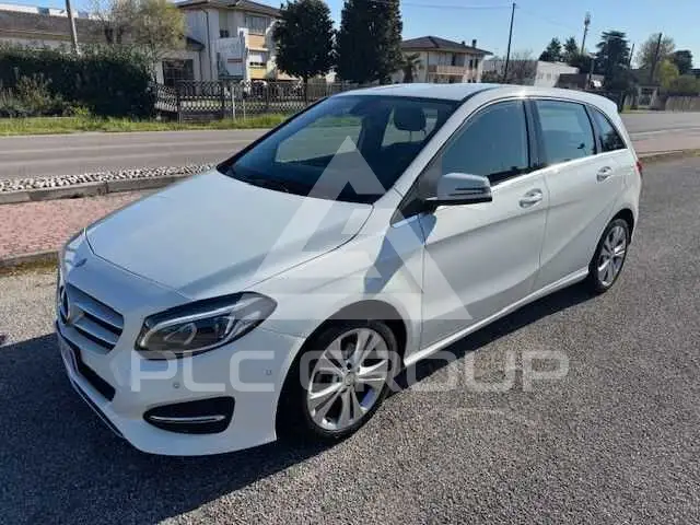 2015 Mercedes Benz B 180