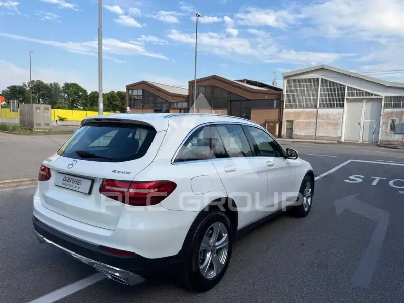 2015 Mercedes Benz GLC 220