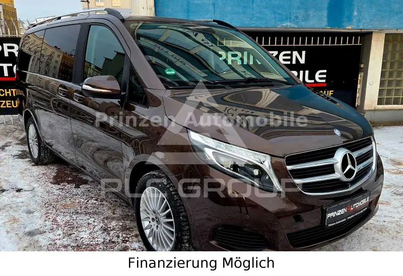 2015 Mercedes Benz V 200