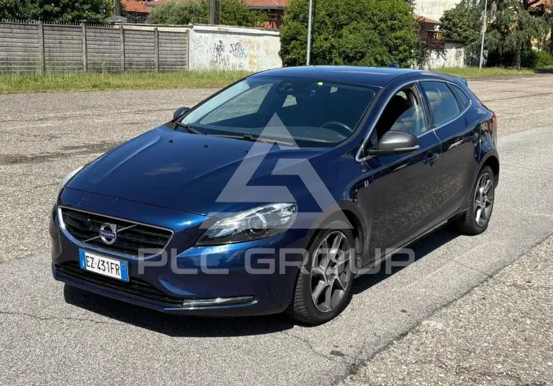 2015 Volvo V40