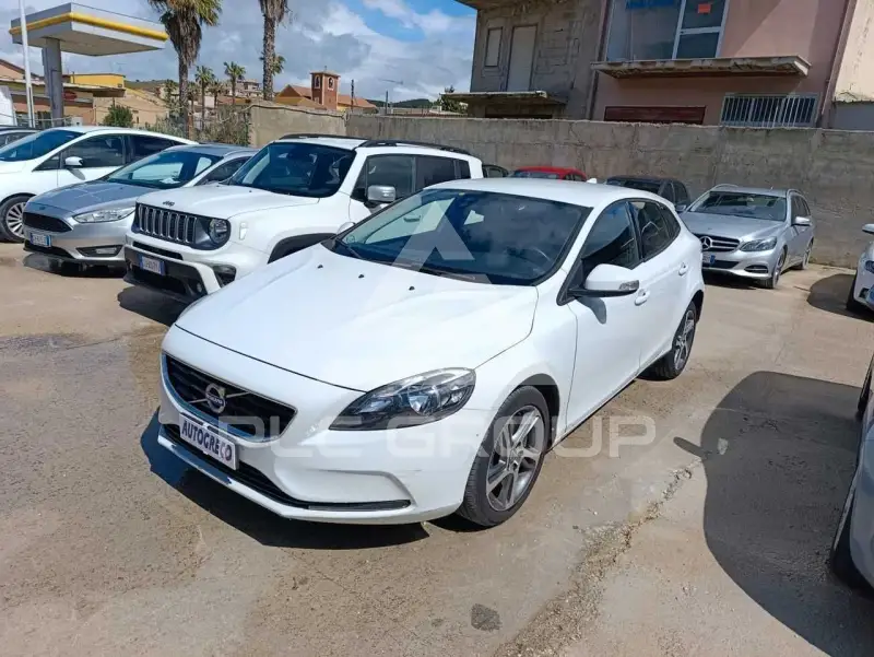 2015 Volvo V40