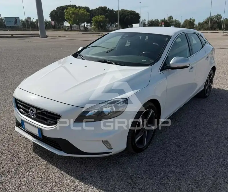 2015 Volvo V40