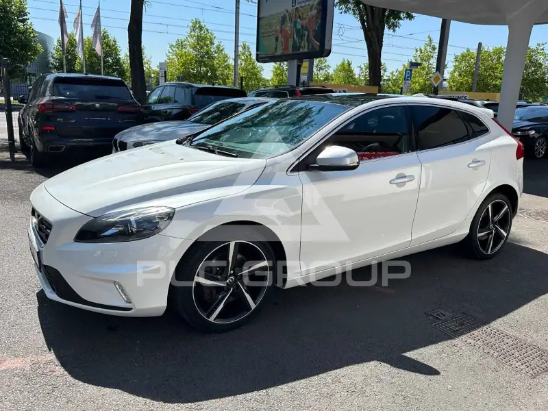 2015 Volvo V40