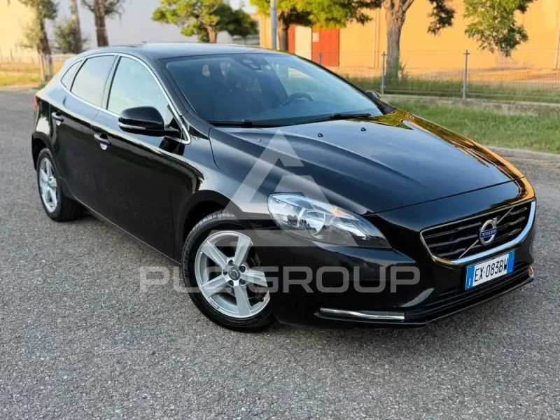 2015 Volvo V40