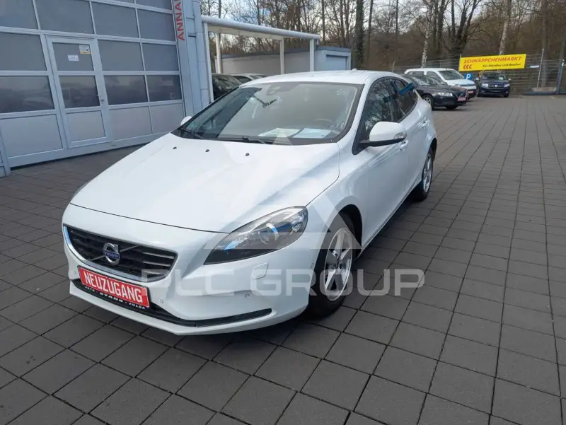 2015 Volvo V40