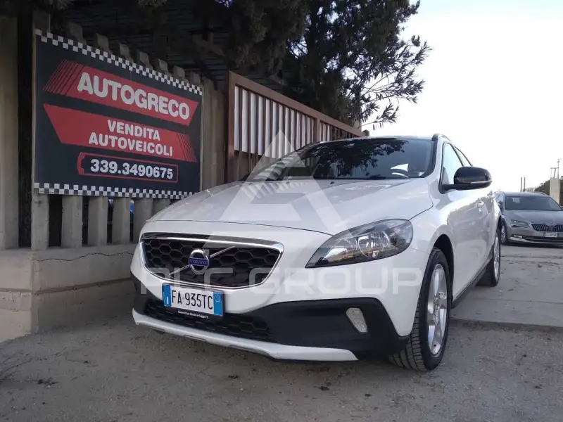 2015 Volvo V40