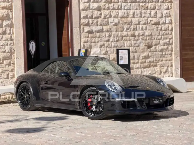 2015 Porsche 911
