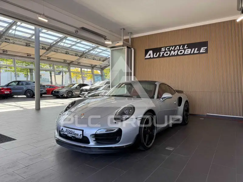 2015 Porsche 911