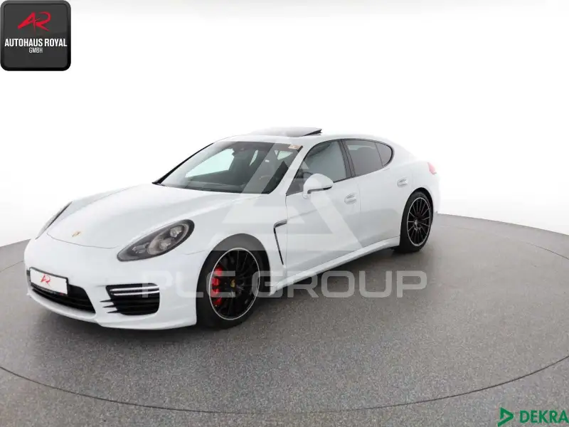 2015 Porsche Panamera