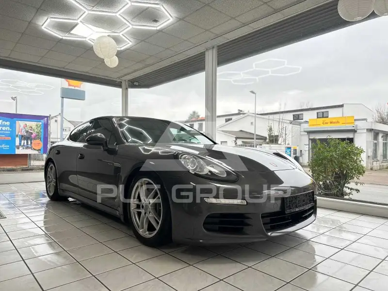 2015 Porsche Panamera