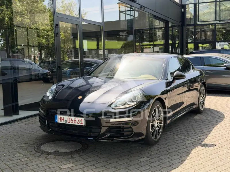 2015 Porsche Panamera