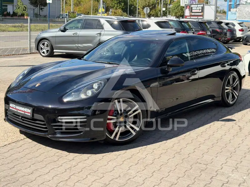 2015 Porsche Panamera