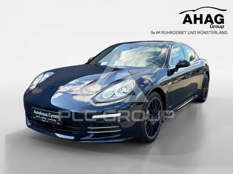 2015 Porsche Panamera