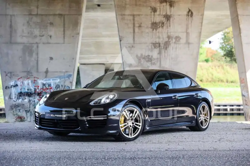 2015 Porsche Panamera