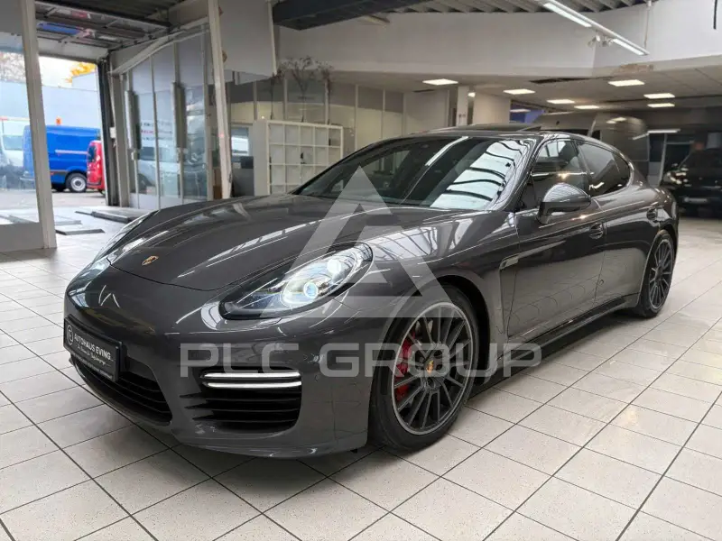 2015 Porsche Panamera