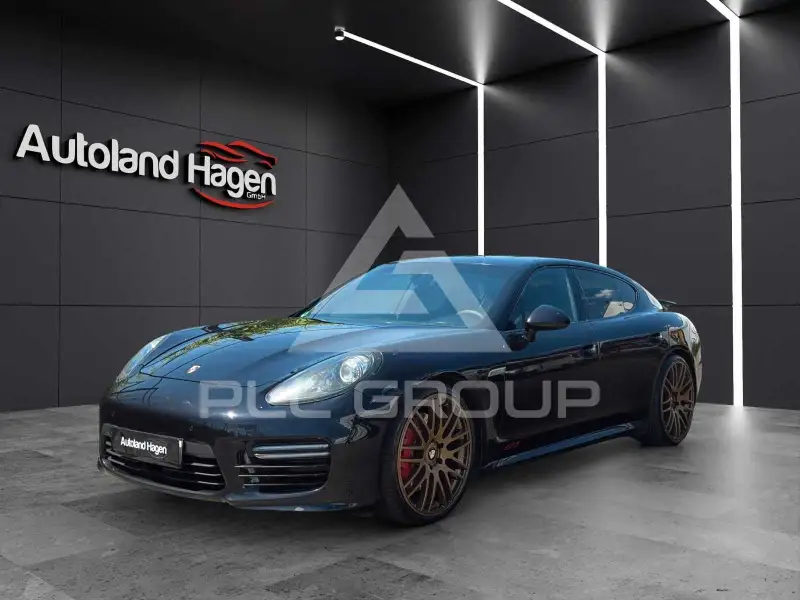 2015 Porsche Panamera