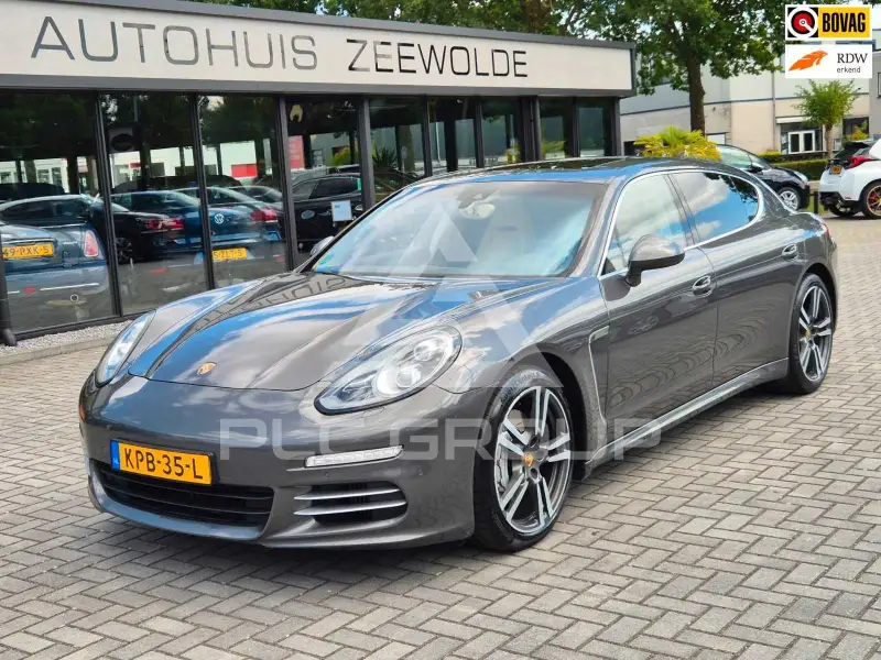 2015 Porsche Panamera