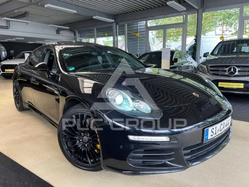 2015 Porsche Panamera
