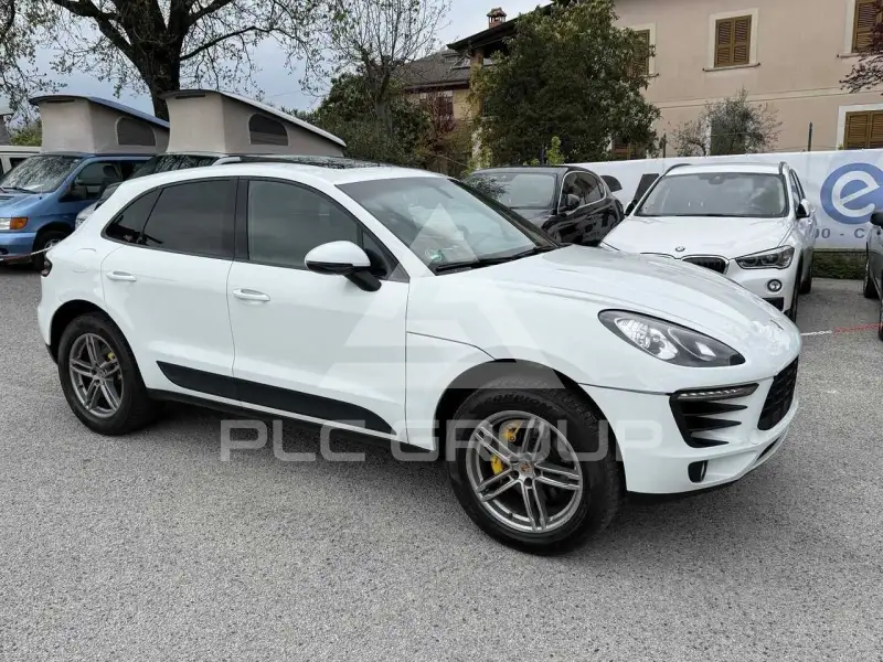 2015 Porsche MACAN