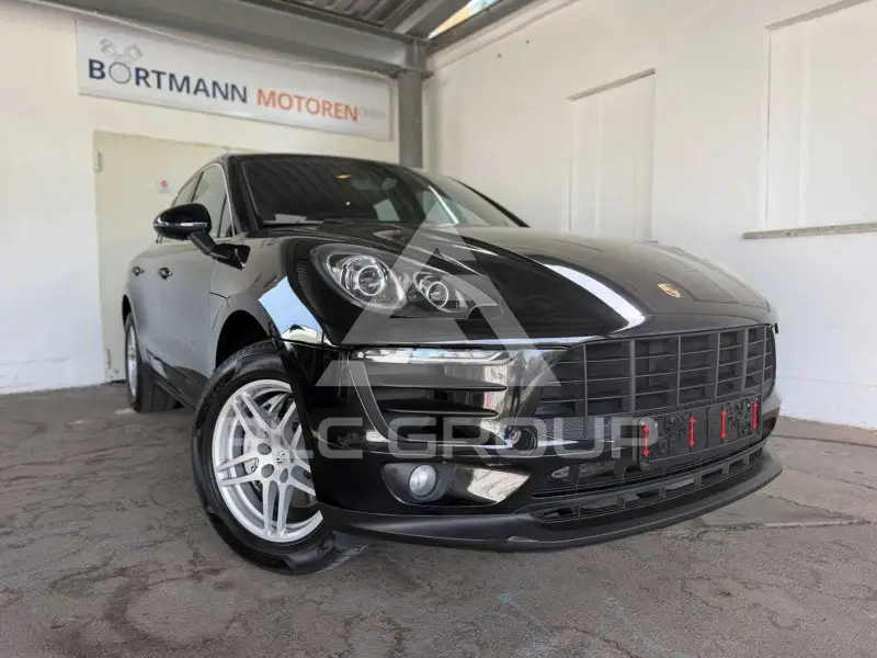 2015 Porsche MACAN