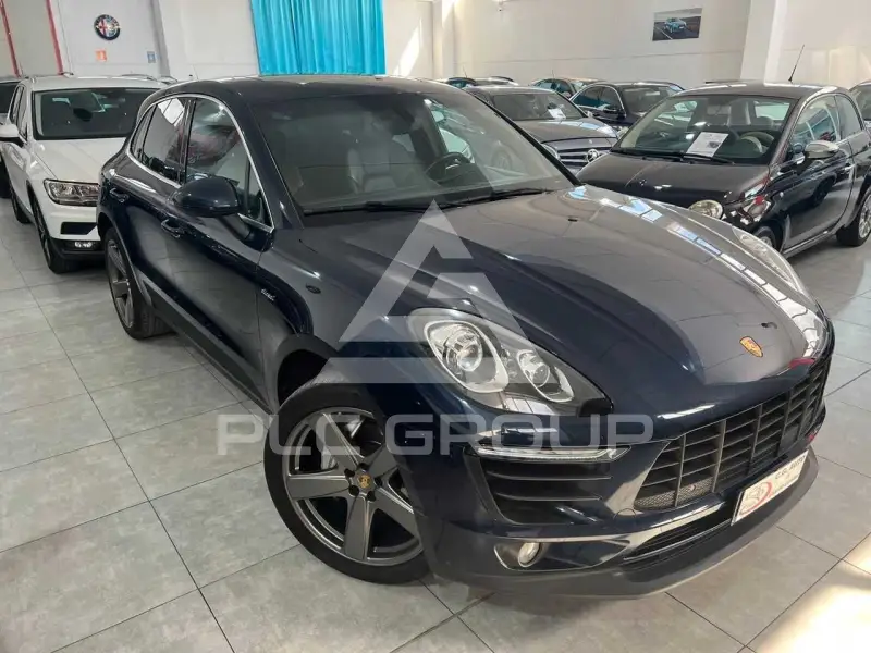 2015 Porsche MACAN