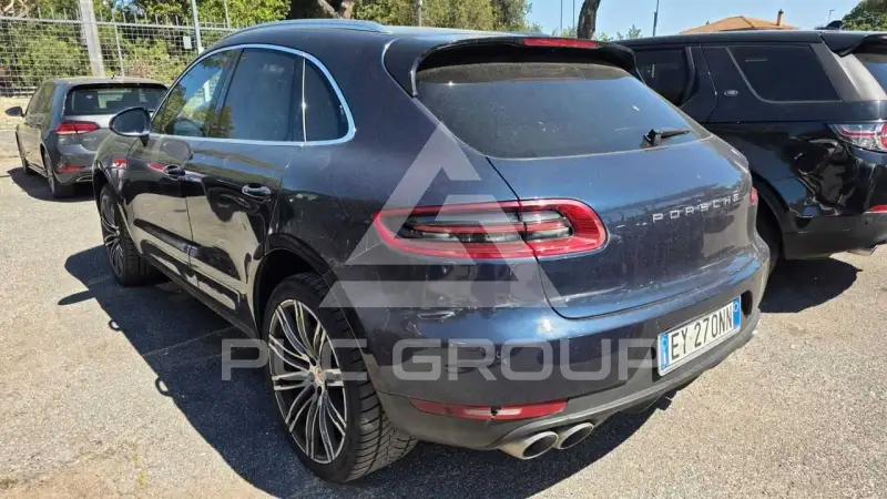 2015 Porsche MACAN