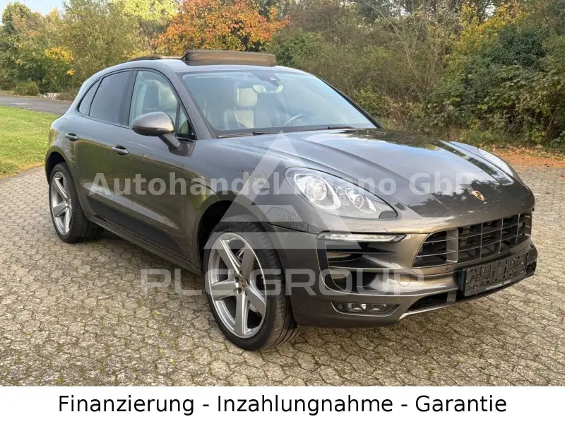 2015 Porsche MACAN