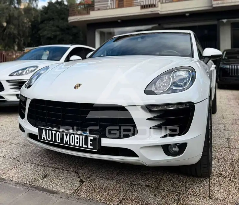 2015 Porsche MACAN