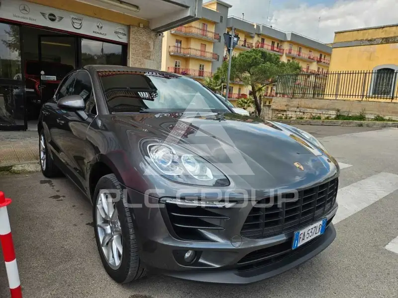 2015 Porsche MACAN
