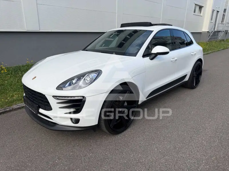 2015 Porsche MACAN