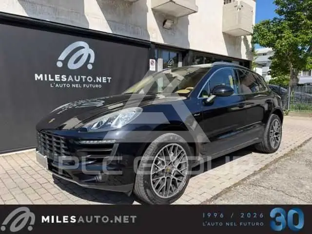 2015 Porsche MACAN