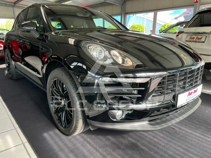 2015 Porsche MACAN