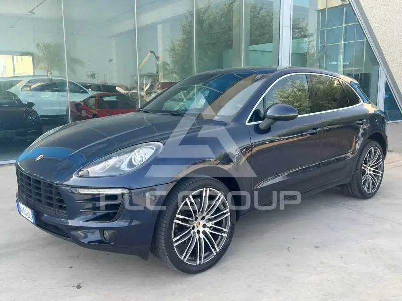 2015 Porsche MACAN