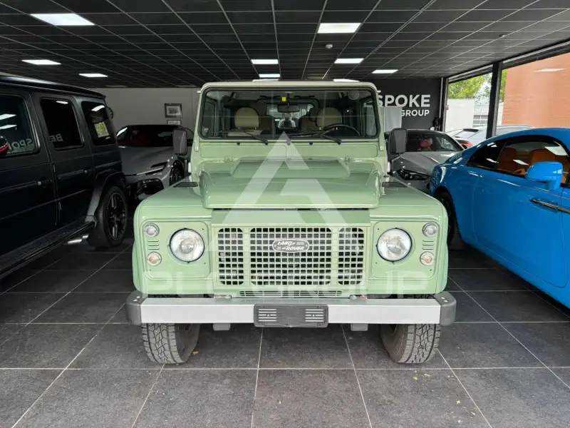 2015 Land Rover DEFENDER